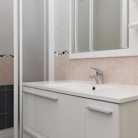 Отель Mediterraneo Front Марбелья