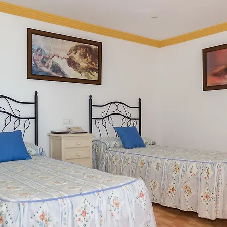 Hotel Mediterraneo Front *